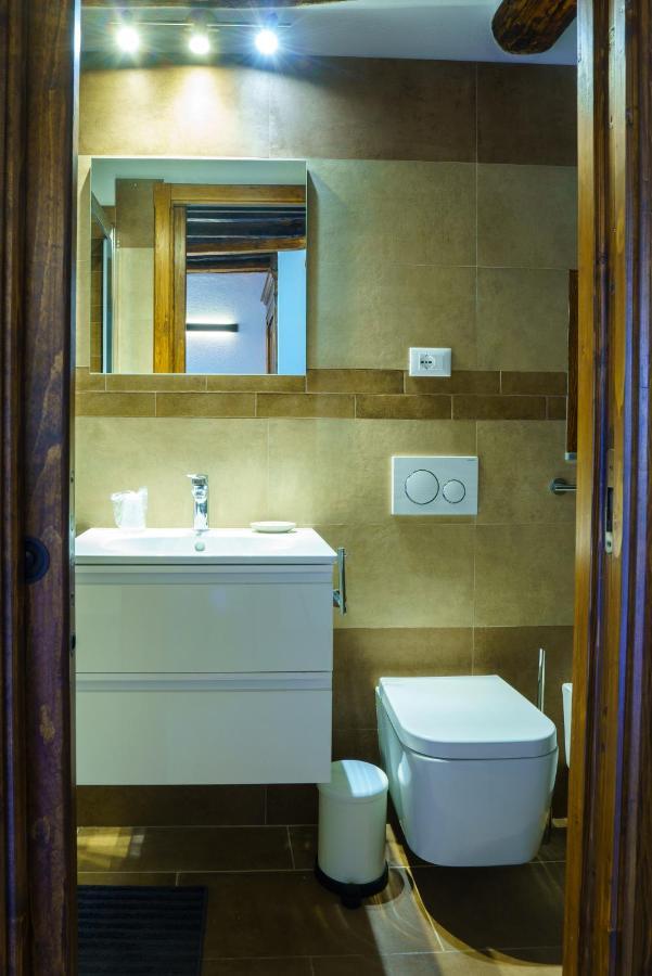 Perla Del Marinaio Hotel ริโอมัจโจเร ภายนอก รูปภาพ